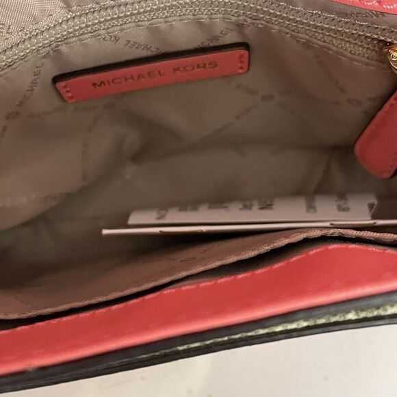 Michael Kors Signature Colorblock Shoulder Bag Pink Chain Strap NEW - Picture 5 of 5